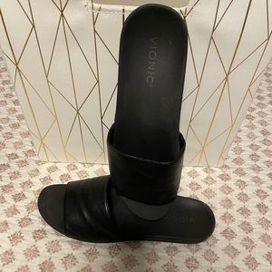 Vionic Slide Sandal